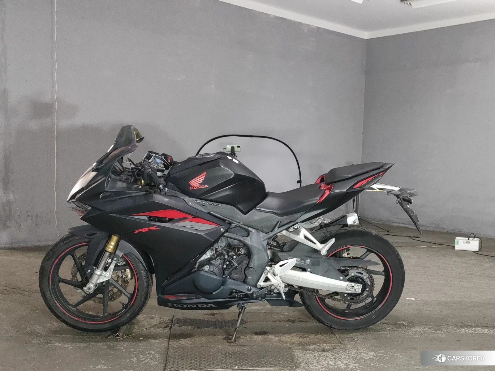 Проданный Honda CBR250RR id 3947145 из Японии, фото 2