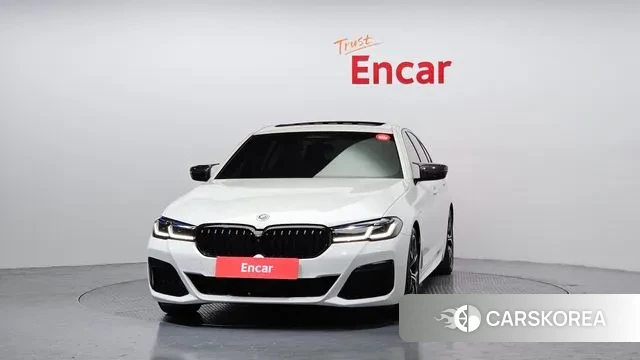 BMW 5 Series (G30) id 3367010 из Кореи 13