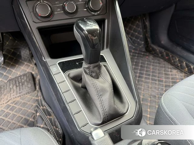 Volkswagen Lavida 2023 Черный из Китая, фото 6