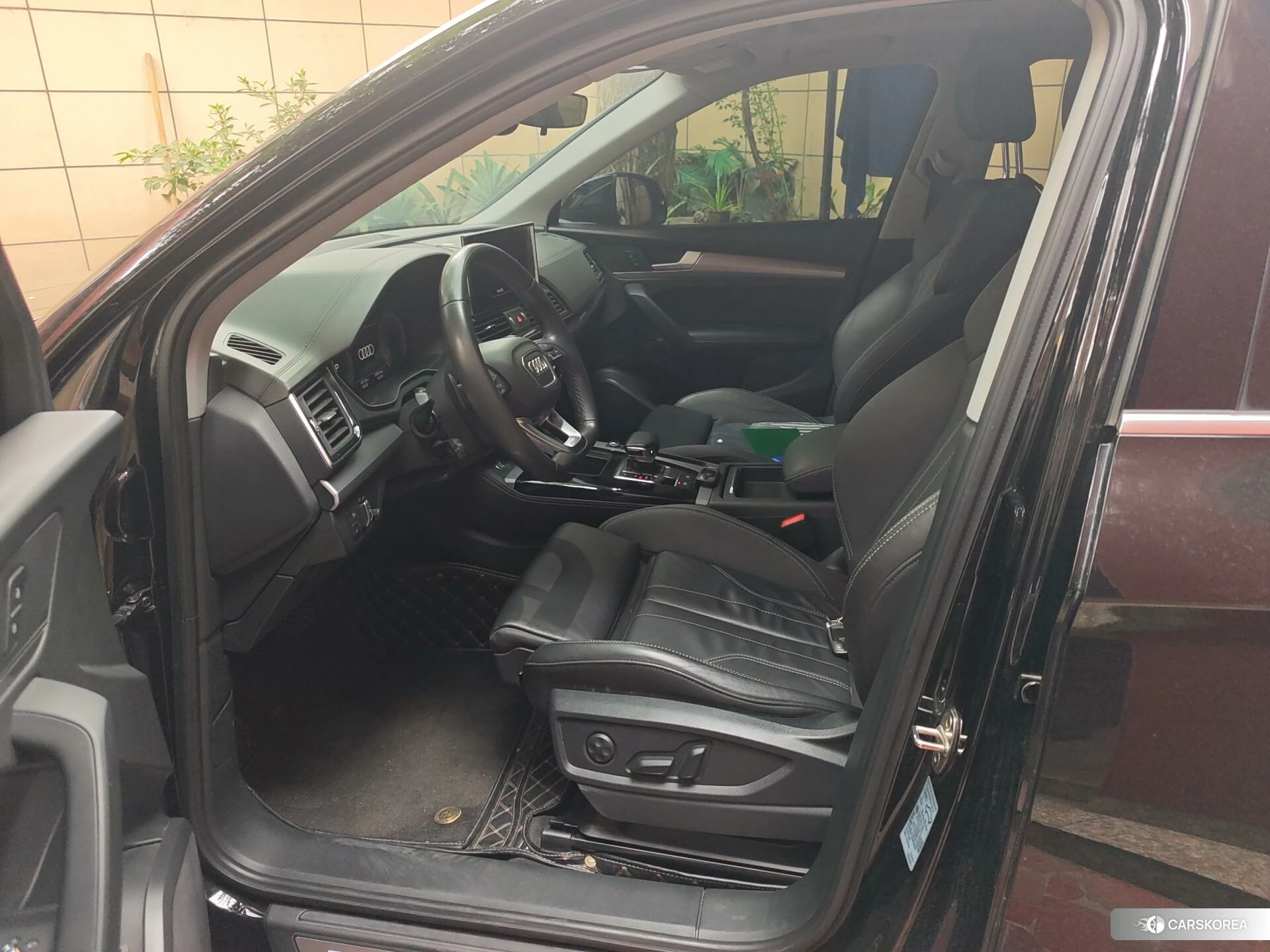 Audi Q5L id 4455070 из Китая 14