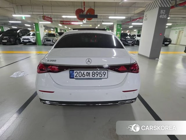 Mercedes-Benz E-Class W214 id 4879707 из Кореи 13