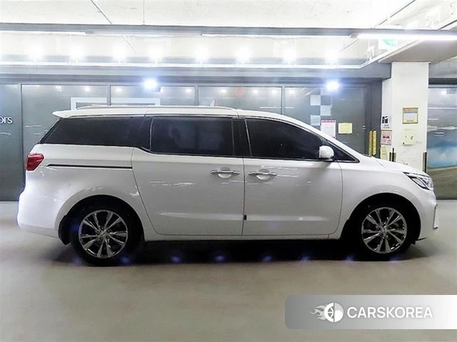 Kia The New Carnival id 4746880 из Кореи 13
