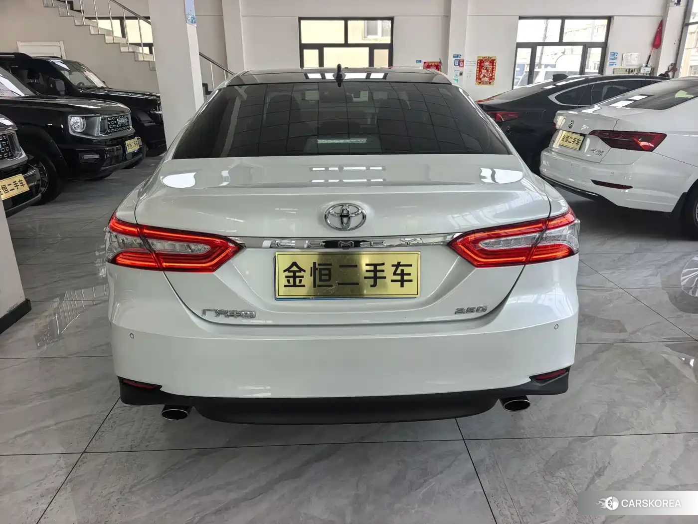 Toyota Camry 2022 Белый из Китая, фото 4