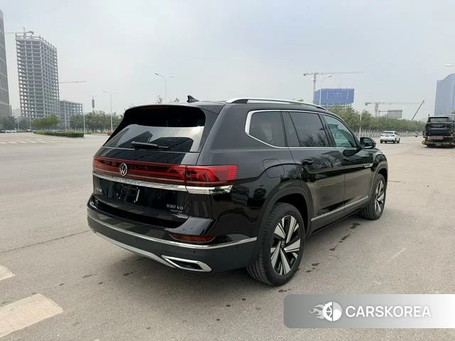 Volkswagen Tourang 2026 Черный из Китая, фото 3