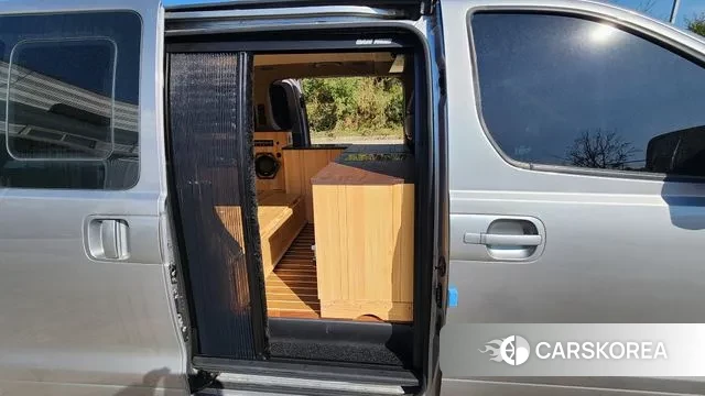 Hyundai The New Grand Starex 2019 Серебристо-серый из Кореи, фото 3