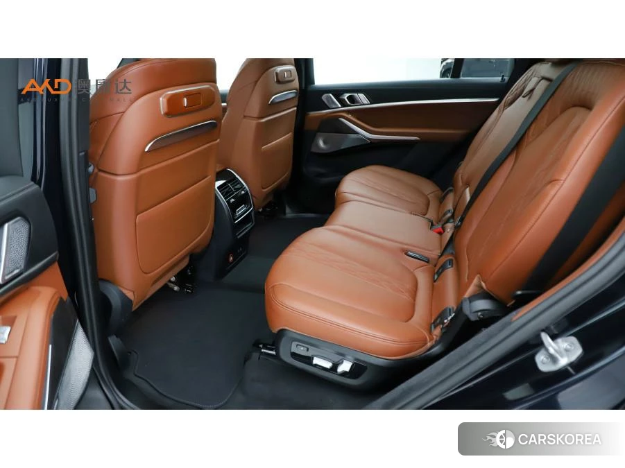 BMW X7 2022 Черный из Китая, фото 3