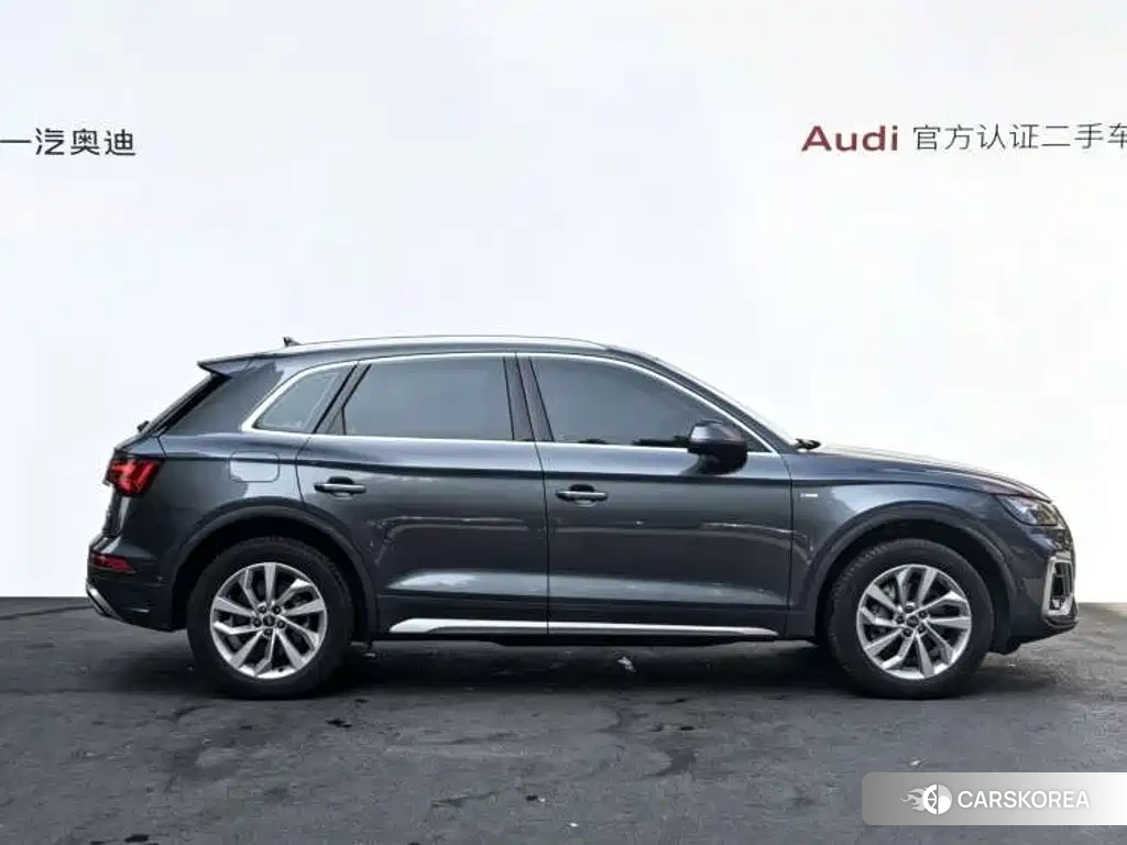 Audi Q5L id 4622447 из Китая 16