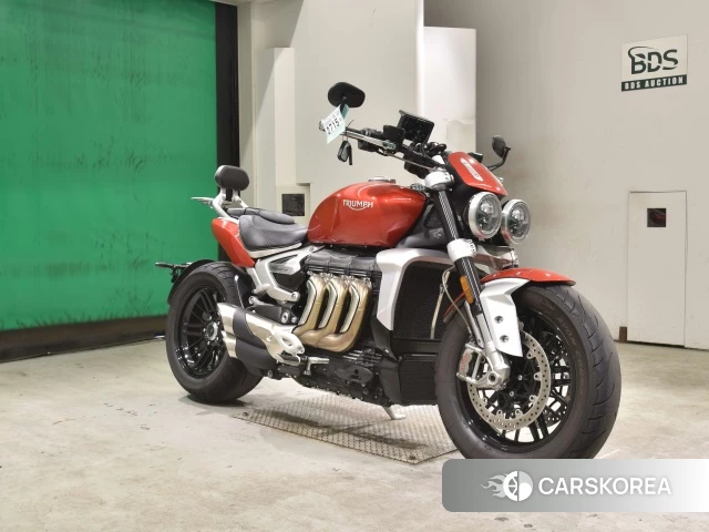 Triumph ROCKET 3 R 2021 из Японии, фото 3