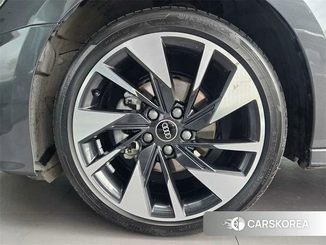 Audi A3 id 4341810 из Китая 9