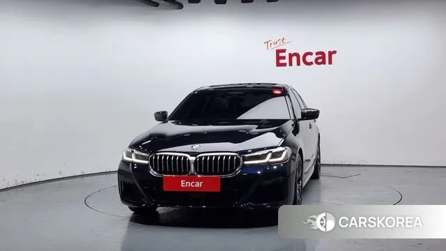 BMW 5 Series (G30) id 2964591 из Кореи 13