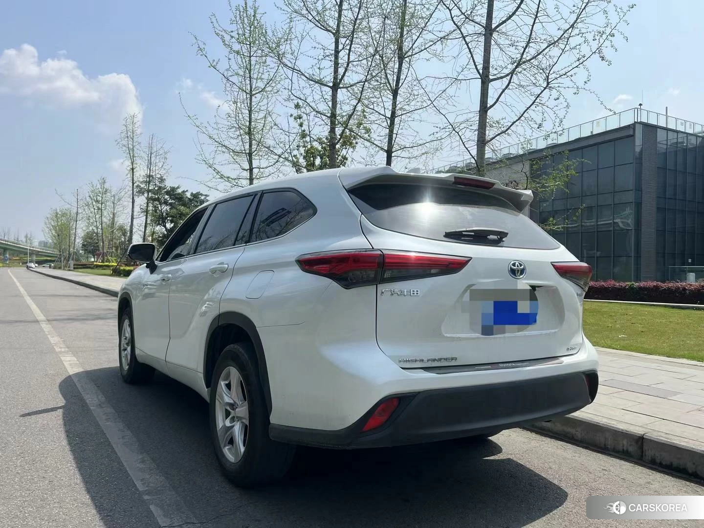 Toyota Highlander 2021 Белый из Китая, фото 3