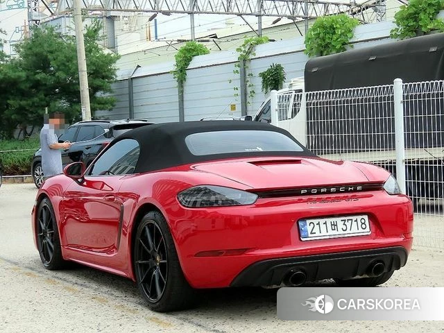 Porsche 718 Boxster 2024 Красный из Кореи, фото 3