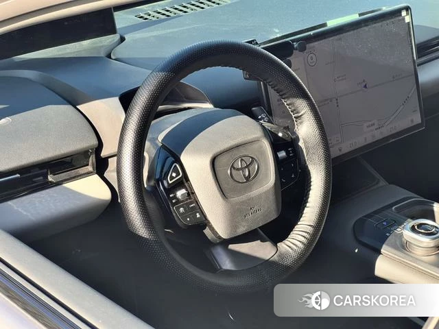 Toyota bZ5 2025 Темно-серый из Китая, фото 3