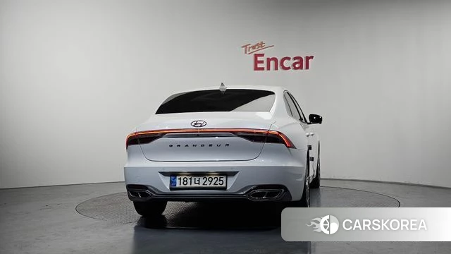 Hyundai The New Grandeur IG id 4187763 из Кореи 23