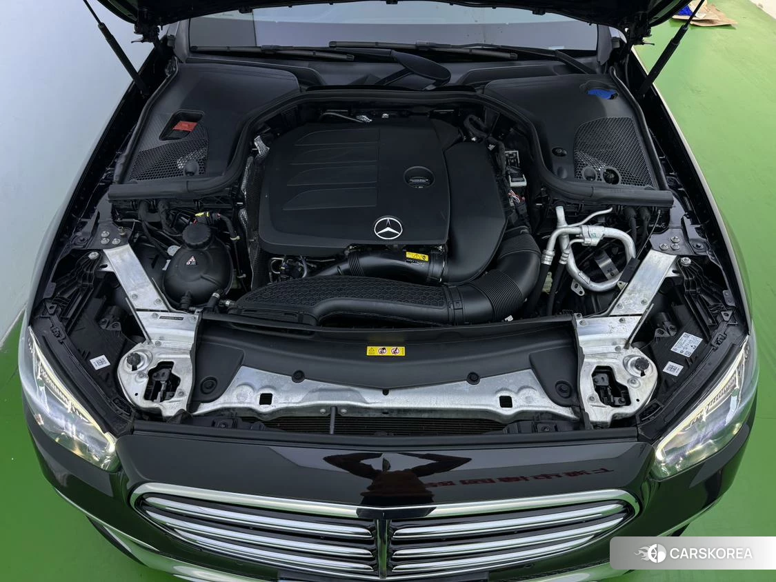 Mercedes-Benz E-class id 4453032 из Китая 23