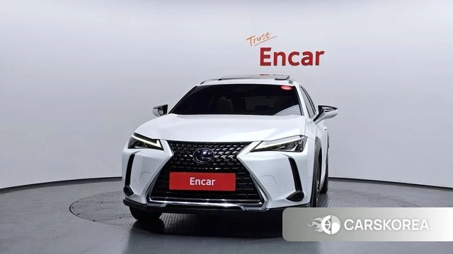 Lexus UX250h id 3845171 из Кореи 13