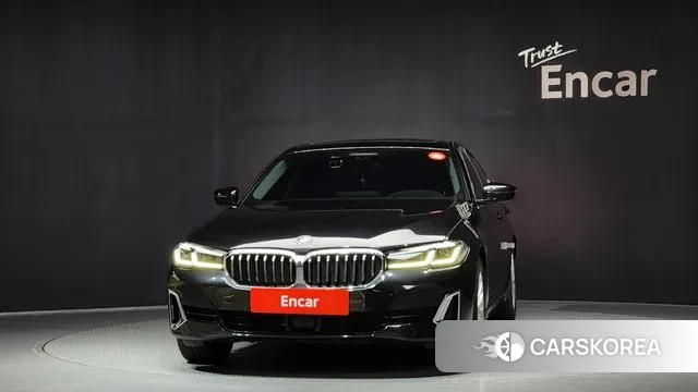 BMW 5 Series (G30) id 3479257 из Кореи 13