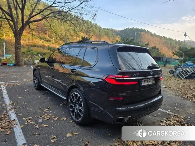 BMW X7 (G07) 2023 Черный из Кореи, фото 3