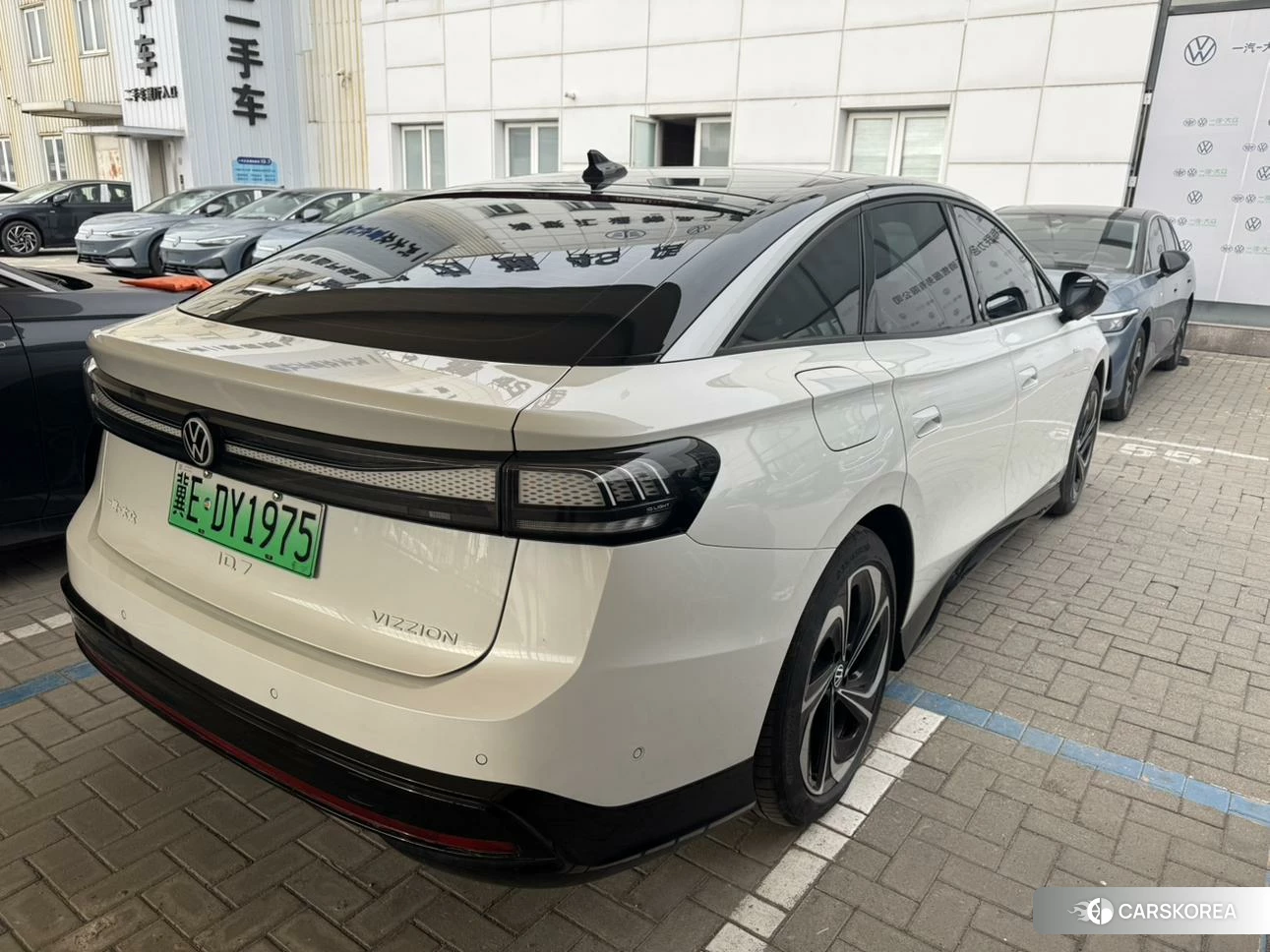 Volkswagen ID.7 VIZZION 2023 Белый из Китая, фото 5