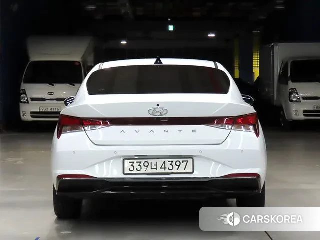 Hyundai Avante Hybrid (CN7) id 3291180 из Кореи 13