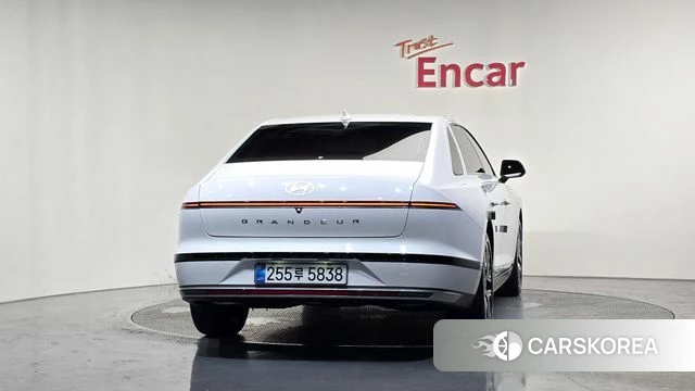 Hyundai Grandeur (GN7) id 4612322 из Кореи 23