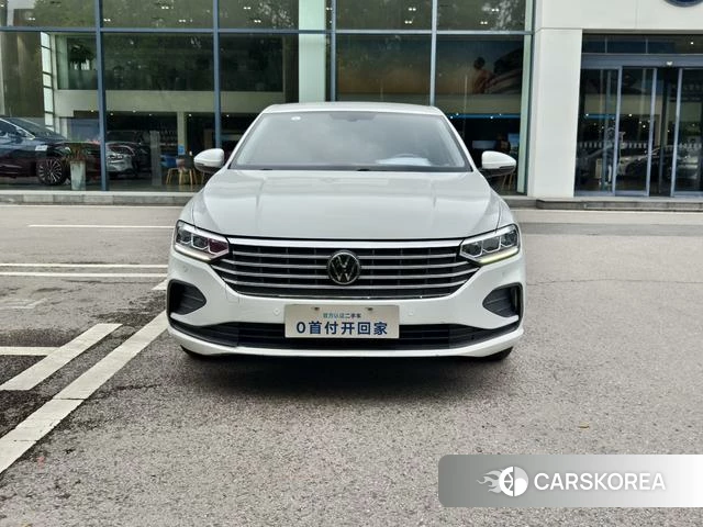 Volkswagen Lavida 2024 Белый из Китая, фото 4