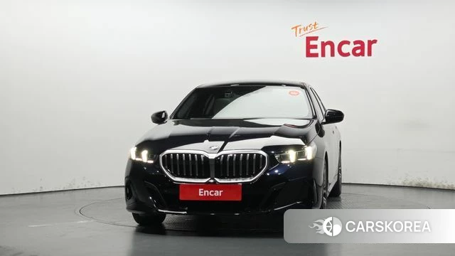 BMW 5 Series (G60) id 4539553 из Кореи 23