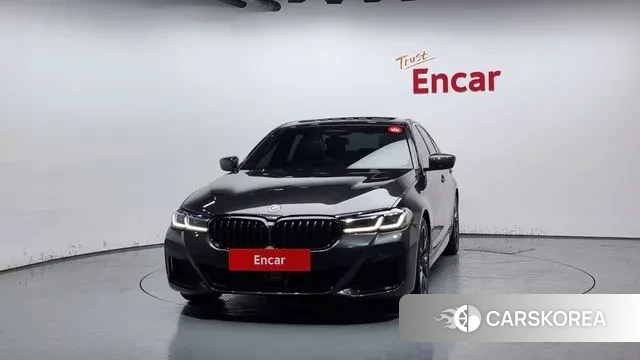 BMW 5 Series (G30) id 2984303 из Кореи 13