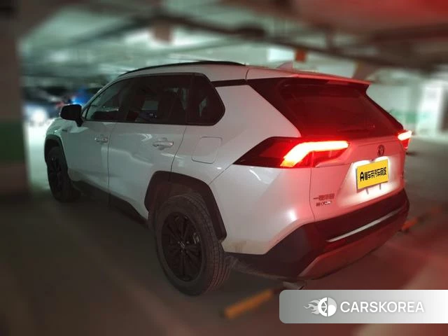Toyota RAV4 Rongfang 2023 Белый из Китая, фото 3
