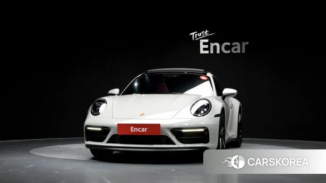 Porsche 911(992) id 4201409 из Кореи 13