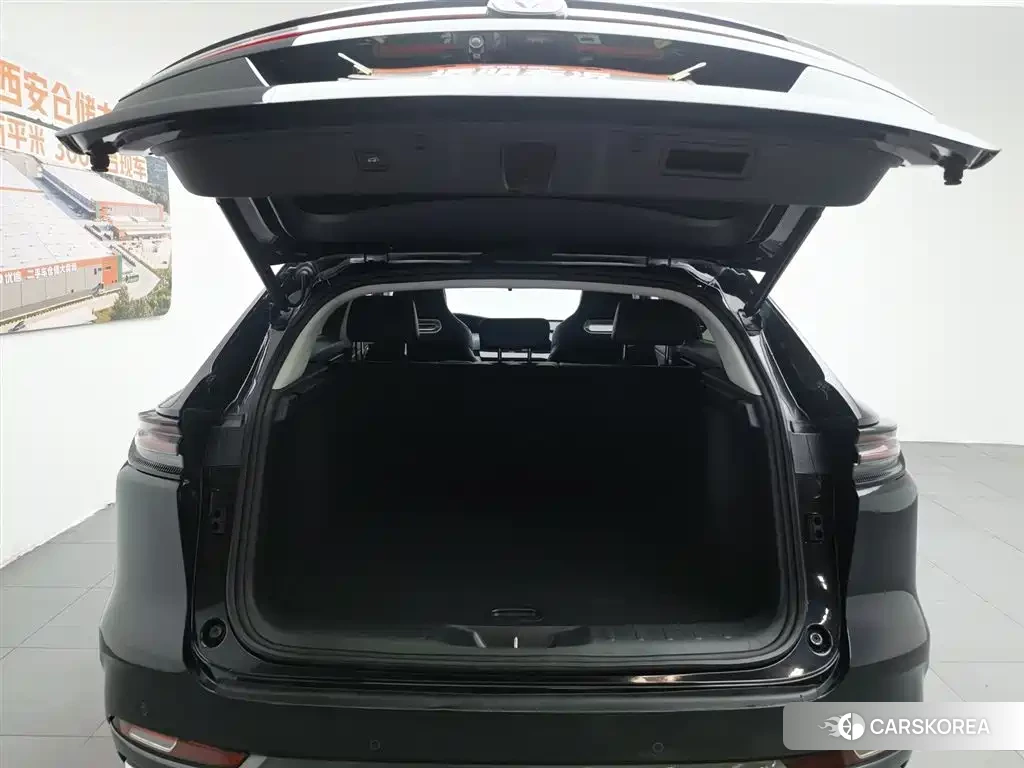 Chang'an Changan UNI-K Smart iDD id 4545979 из Китая 17
