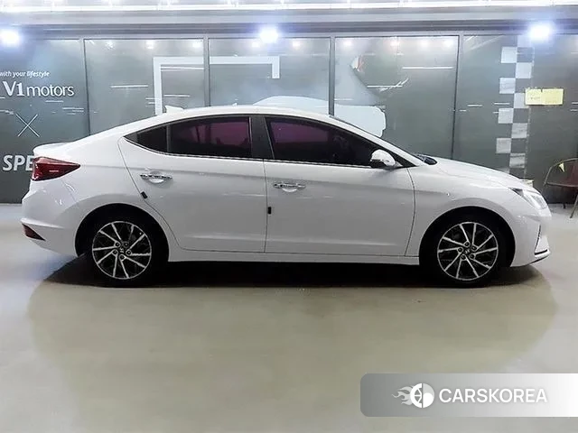 Hyundai The New Avante AD id 3254205 из Кореи 13