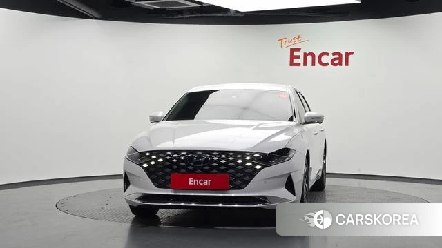 Hyundai The New Grandeur IG Hybrid id 4768908 из Кореи 23
