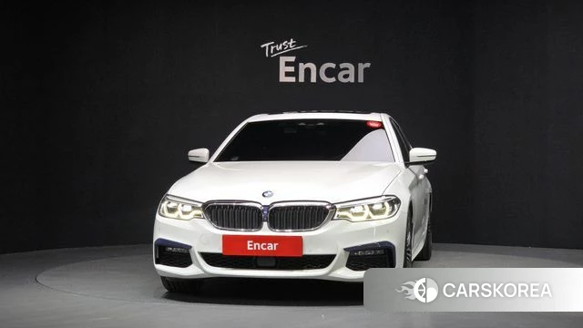 BMW 5 Series (G30) id 3924215 из Кореи 13