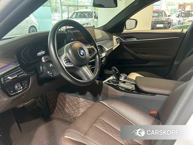 BMW 5 series 2022 Белый из Китая, фото 3