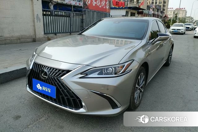 Lexus ES id 4314606 из Китая 10
