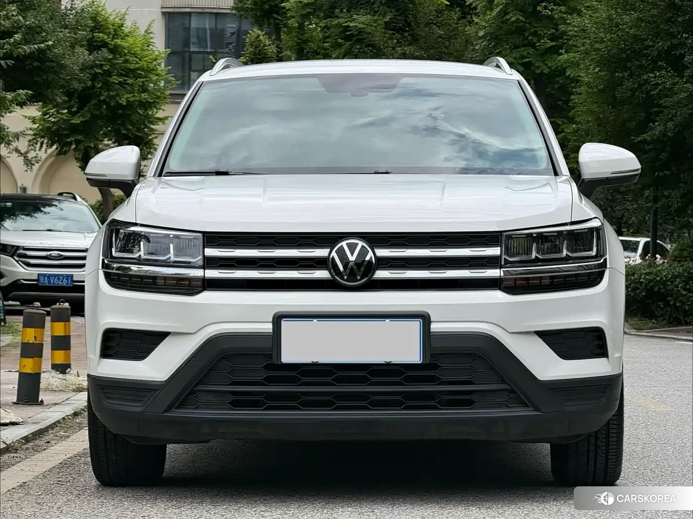 Volkswagen Tharu 2022 Белый из Китая, фото 4