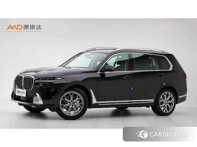 BMW X7 2024 Черный из Китая, фото 3