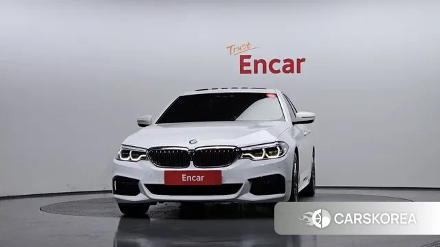 BMW 5 Series (G30) id 3428663 из Кореи 13