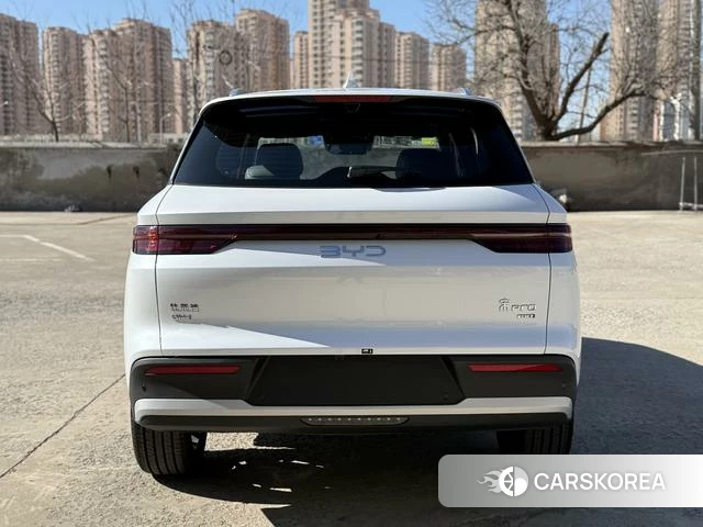 BYD Song Pro DM 2025 Белый из Китая, фото 3