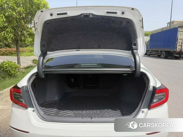 Honda Accord id 4205677 из Китая 8