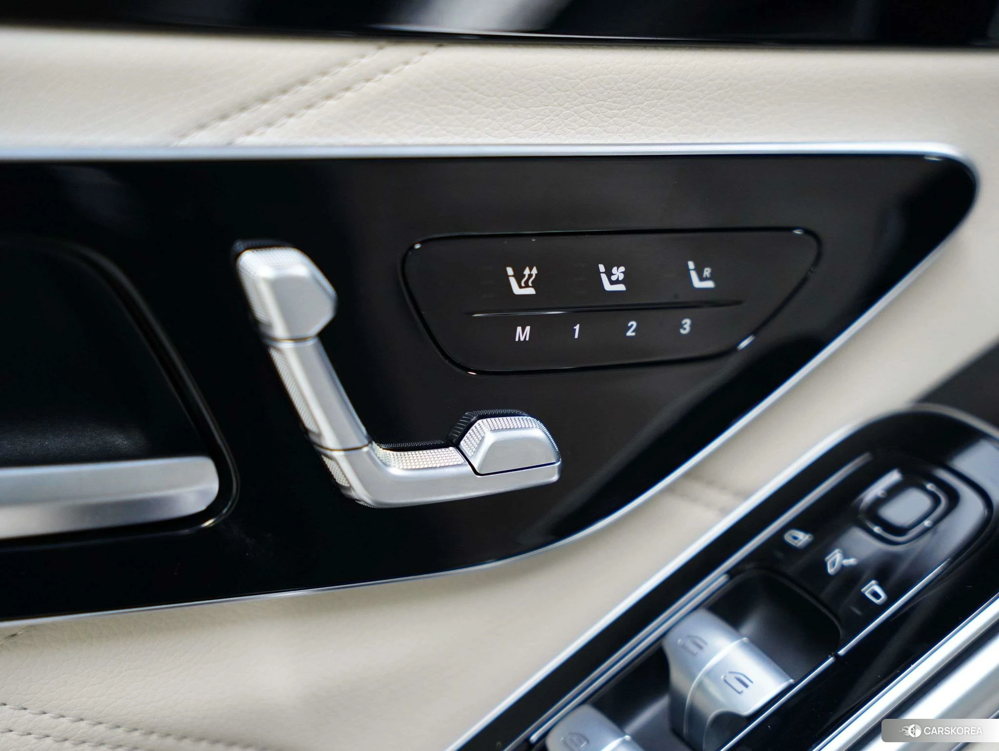 Mercedes-Benz Maybach S-class id 4512386 из Китая 23