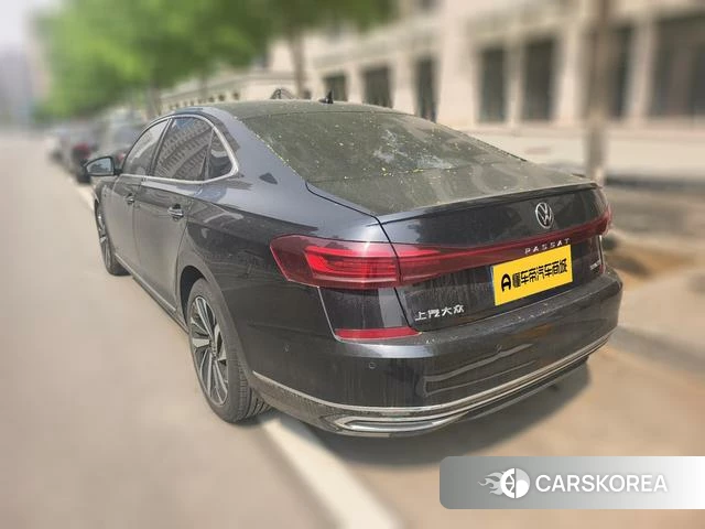 Volkswagen Passat 2024 Черный из Китая, фото 3