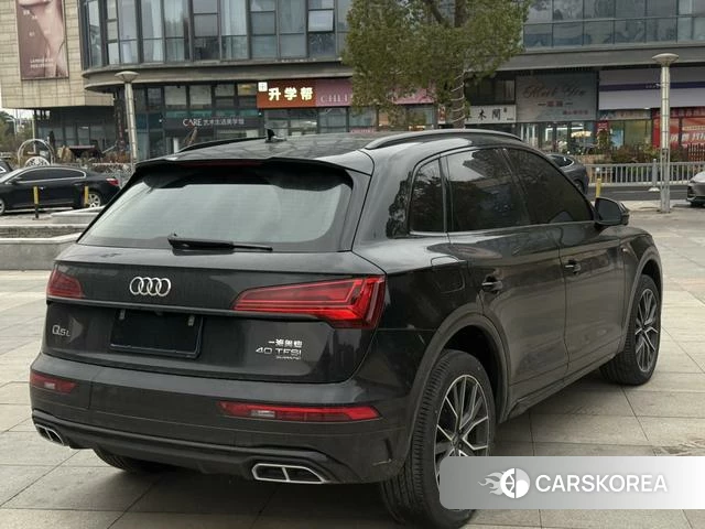 Audi Q5L id 3920617 из Китая 7