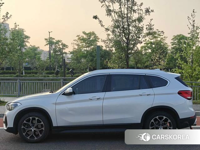 BMW X1 id 4271189 из Китая 11