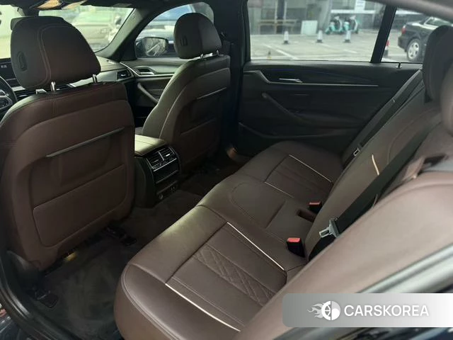 BMW 5 series 2021 Черный из Китая, фото 5