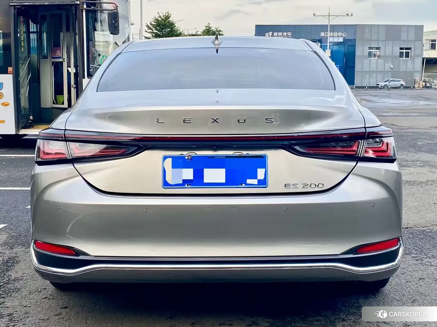 Lexus ES 2025 Silver/gray из Китая, фото 3
