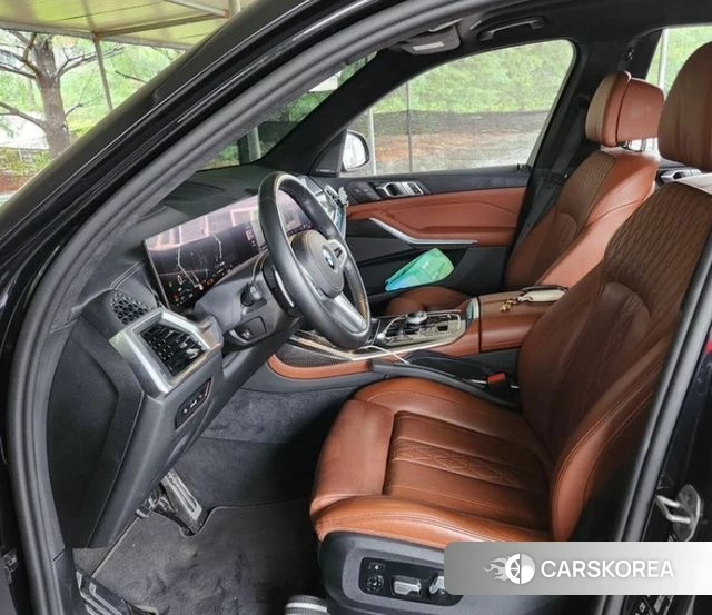 BMW X7 (G07) 2024 Черный из Кореи, фото 3