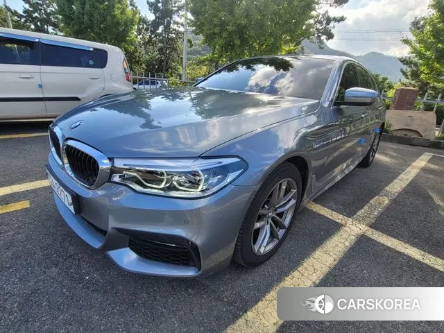 BMW 5 Series (G30) id 3039336 из Кореи 13