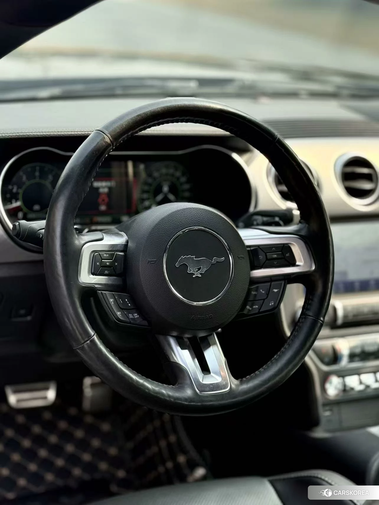 Ford Mustang 2020 Черный из Китая, фото 3